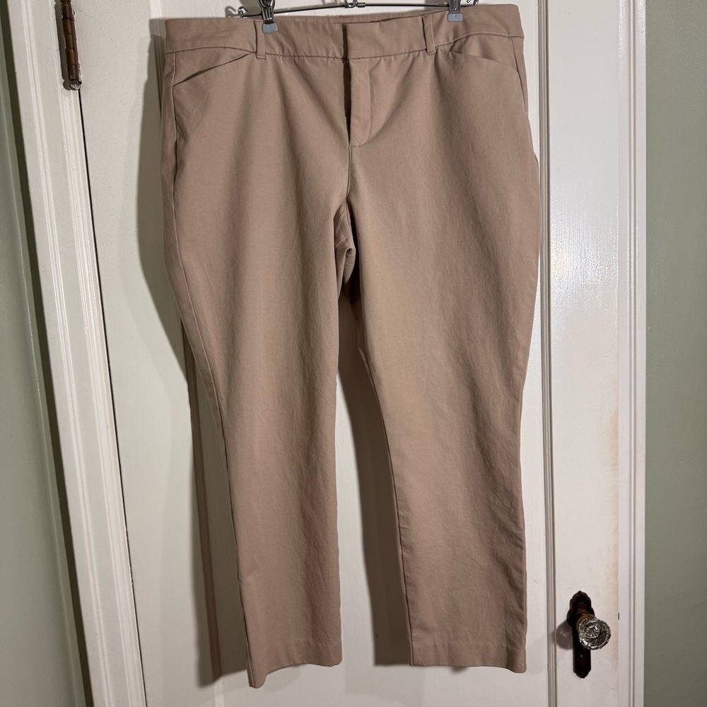 Old Navy Pixie Skinny Mid-Rise Pants in Taupe
